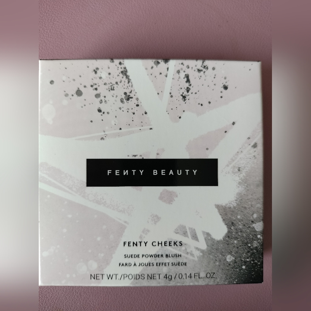 Fenty Beauty Suede Powder Blush - Summertime Wine